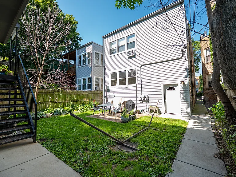 5737 N Washtenaw Ave #1 — Photo 13