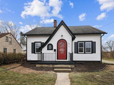 917 Fredonia AVENUE, Fredonia, WI, 53021