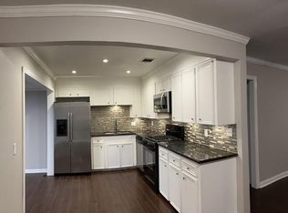 4702 Ella Blvd, Houston, TX 77018