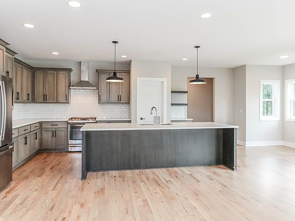 5th image of 532 S Webster St #Kw023a