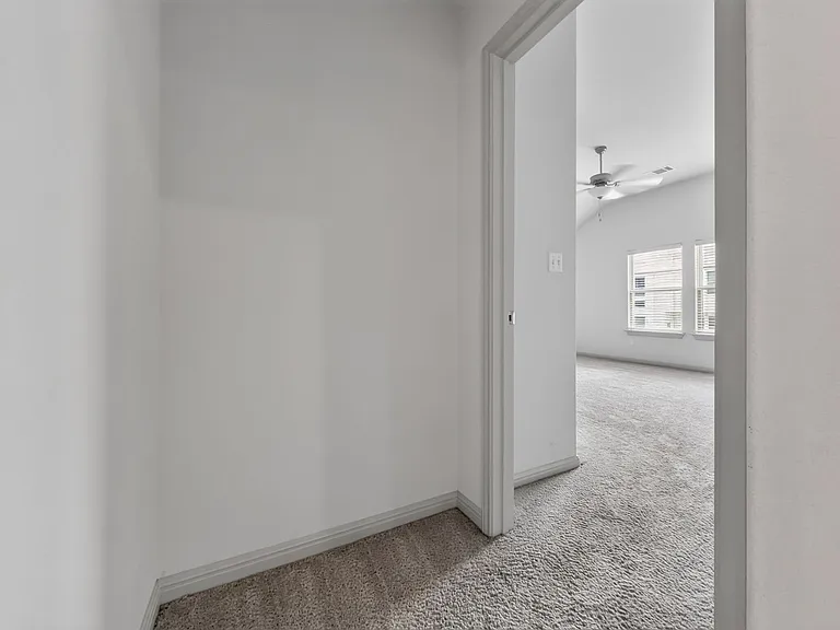 125 Caterpillar Ln — Photo 34