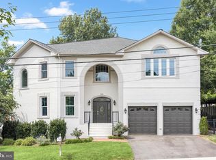 1706 N Randolph St, Arlington, VA 22207
