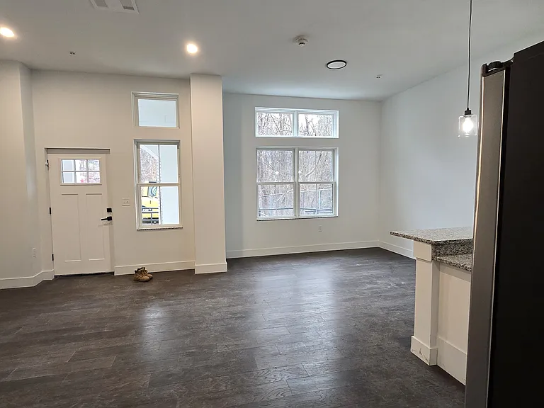 20 East St #105 — Photo 7