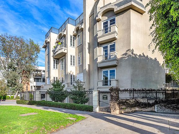 2nd image of 11740 W Sunset Blvd APT 22