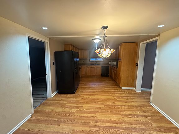 5th image of 9 2nd St #1