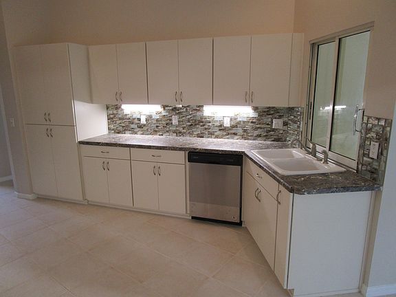 New Cabinets Tile Backsplash