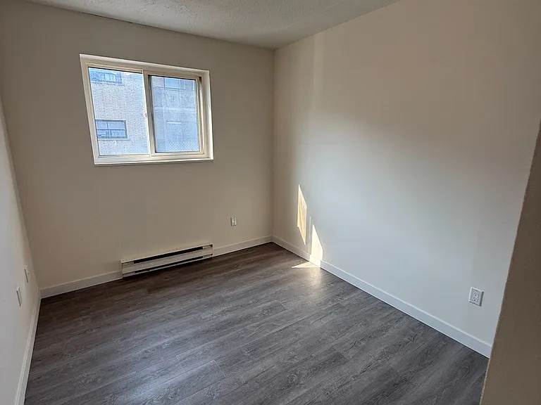 555 Oxford St #205 — Photo 8