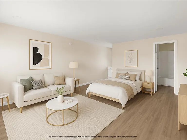 Tyler Arms Apartments - Riverside, CA — Photo 26