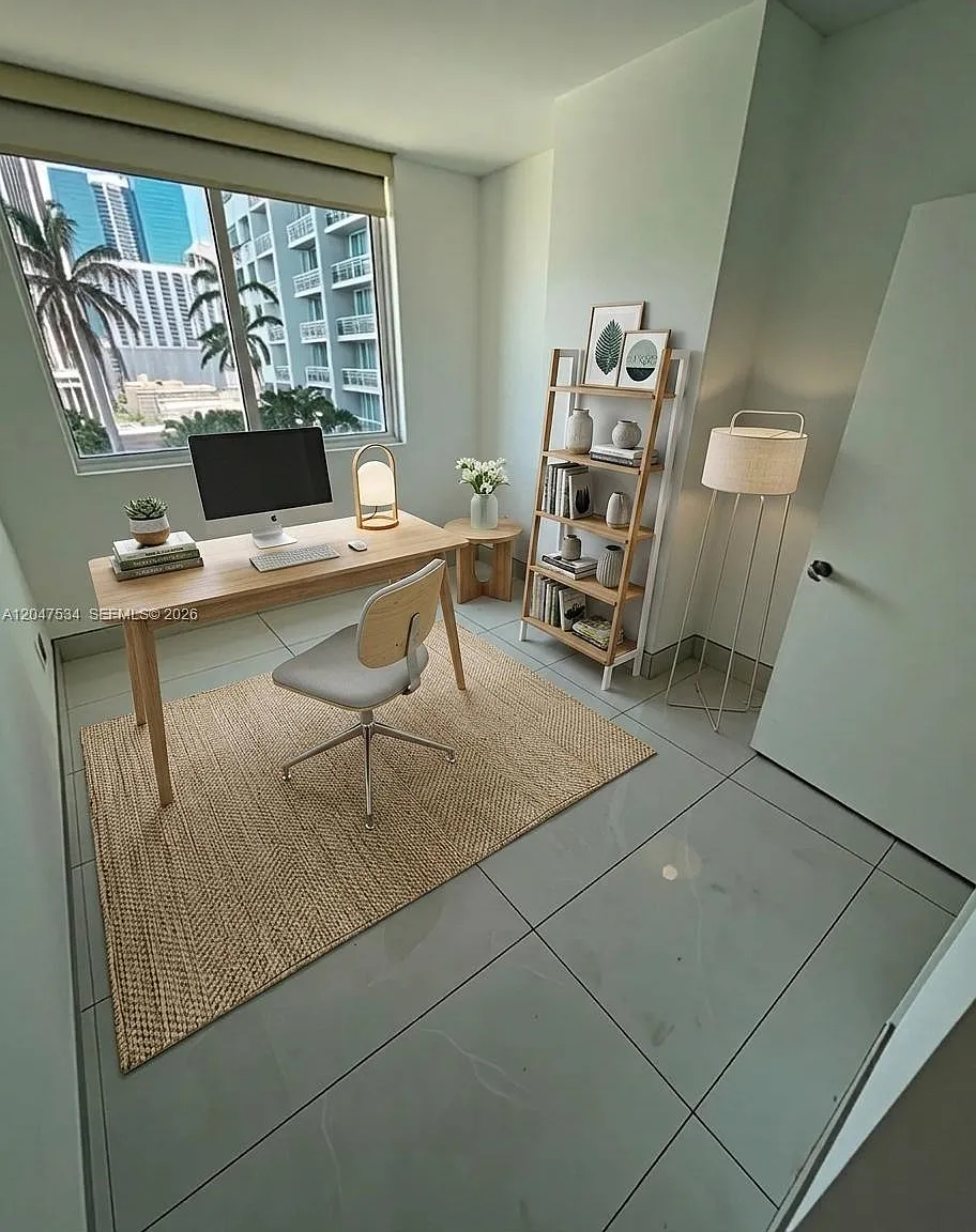 Vizcayne North Condo — Photo 3