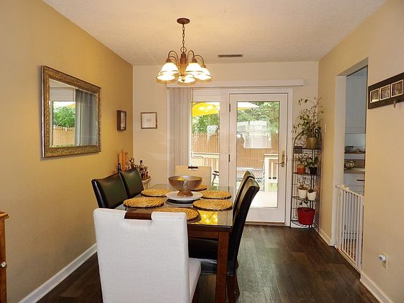 4th image of 913 Sundown Dr