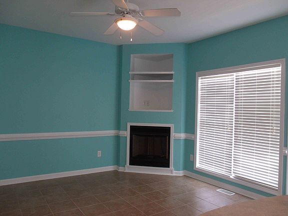 4th image of 107 Beachwood Dr #A2