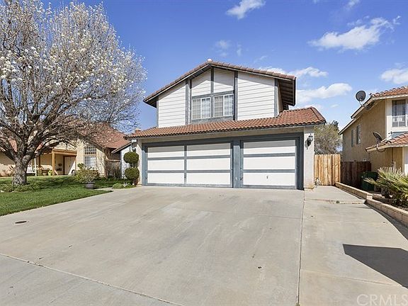 3rd image of 12952 Coralberry St