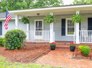 110 Shenandoah Rd W, West End, NC 27376