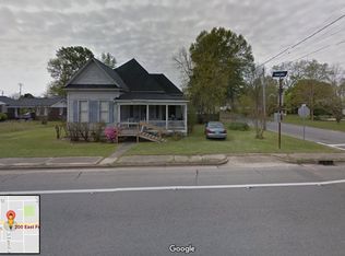 200 Franklin Ave, Quitman, MS 39355