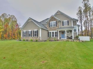 12190 Crossroads Dr, Concord, OH 44077