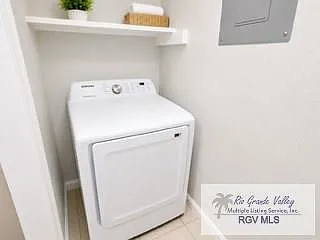 3500 Carmen Ave #408 — Photo 14
