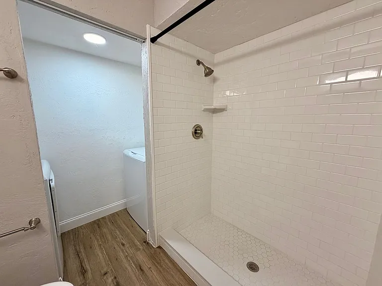 190 Moonstone Ct — Photo 24