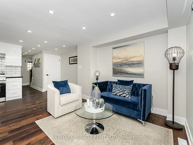 340 Dunsmore Ln — Photo 10