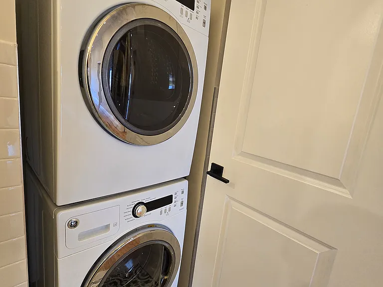 2533 Poplar St #32 — Photo 14