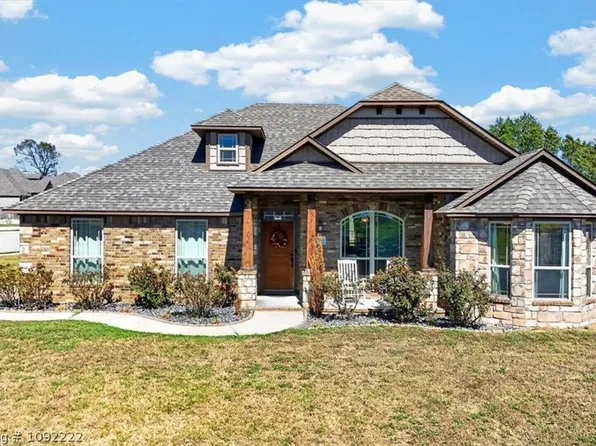 703 Northridge Dr E, Van Buren, AR 72956