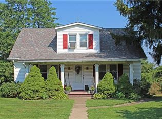 141 Buckey Hill Rd, Wellsburg, WV 26070