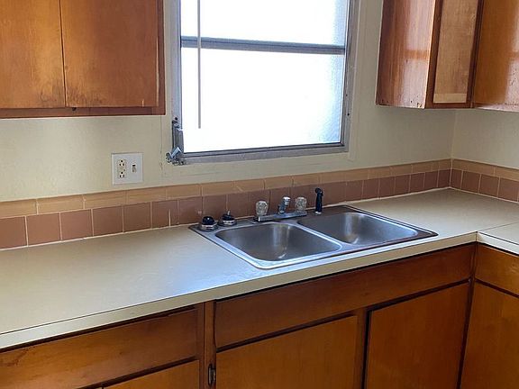 3rd image of 1700 22nd St S APT 3