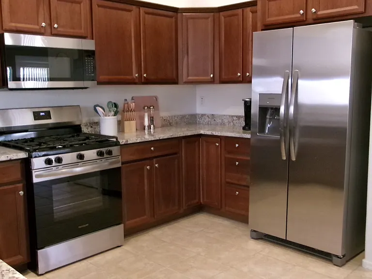 17946 W Weatherby Dr — Photo 6