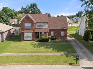 8212 Grandel Pl, Louisville, KY 40258