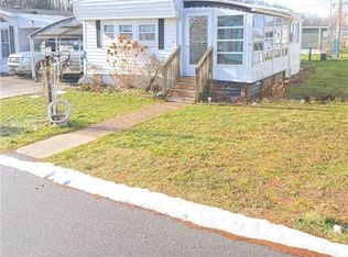 117 Wilpark Dr, Akron, OH 44312