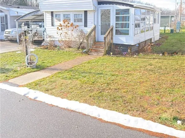 117 Wilpark Dr, Akron, OH 44312