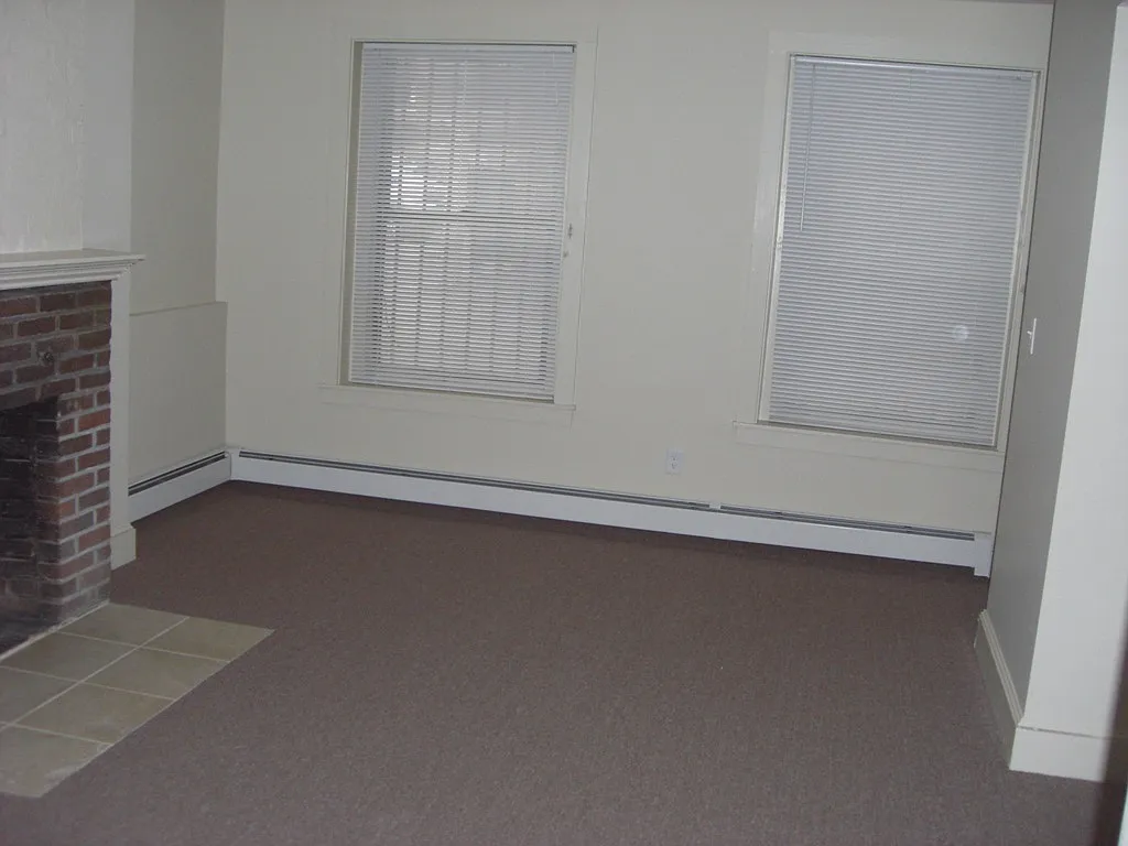 2 bed, $1,400 — Photo 4
