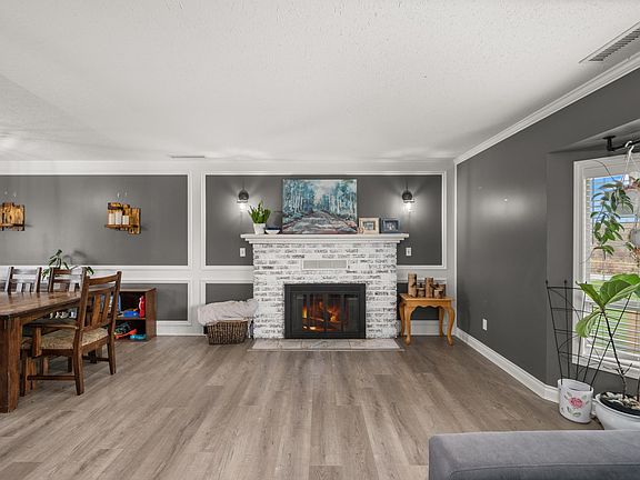 5th image of 4532 272nd St