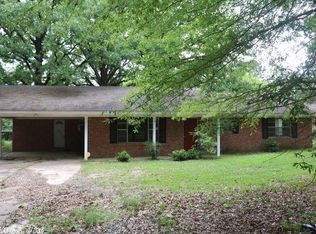 5509 Brinkley Rd, Pine Bluff, AR 71603