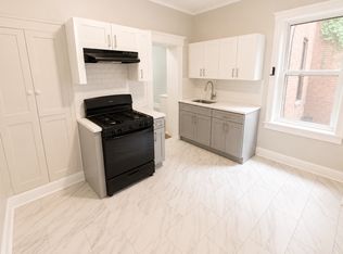 214-218 W Market St, Newark, NJ 07103