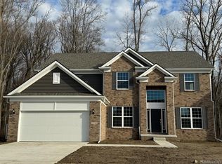 55740 Prestonville Dr, Utica, MI 48315