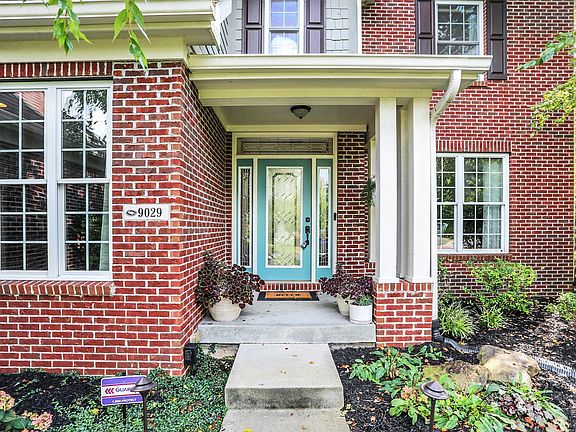 4th image of 9029 Forest Willow Dr