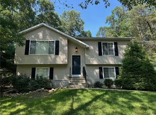 4194 Forest Dr, Kunkletown, PA