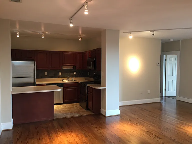 1325 13th St NW — Photo 9