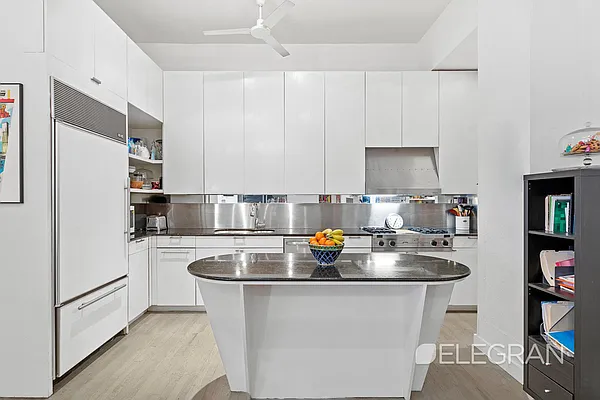 Sold by (Legacy) Elegran | media 5