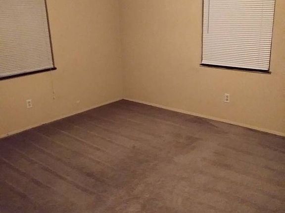 4th image of 721 Cherry Dr APT 5