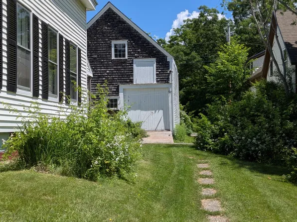 5 Lincoln Street, Richmond, ME 04357
