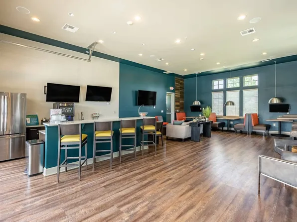 The Reserve at Country Club