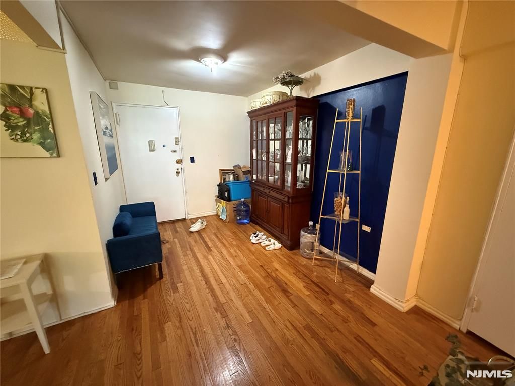 2160 Center Ave APT 5M, Fort Lee, NJ - View 6
