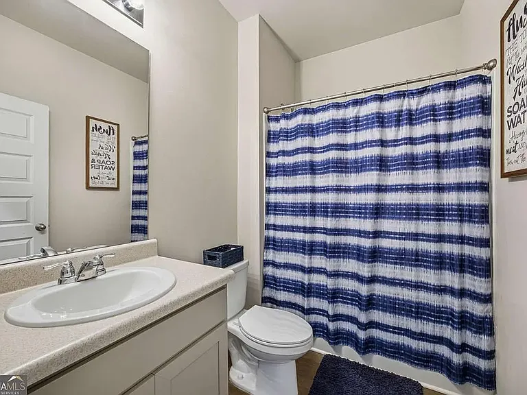 933 Nandina Ln — Photo 12