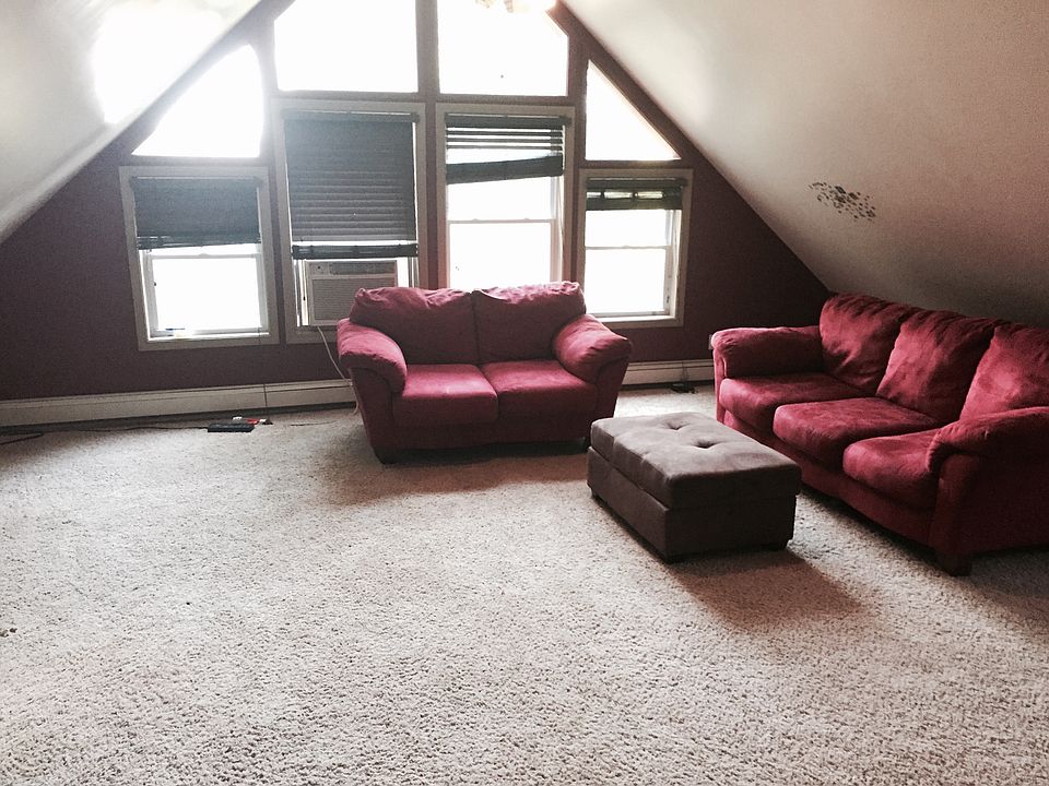 3rd floor living room