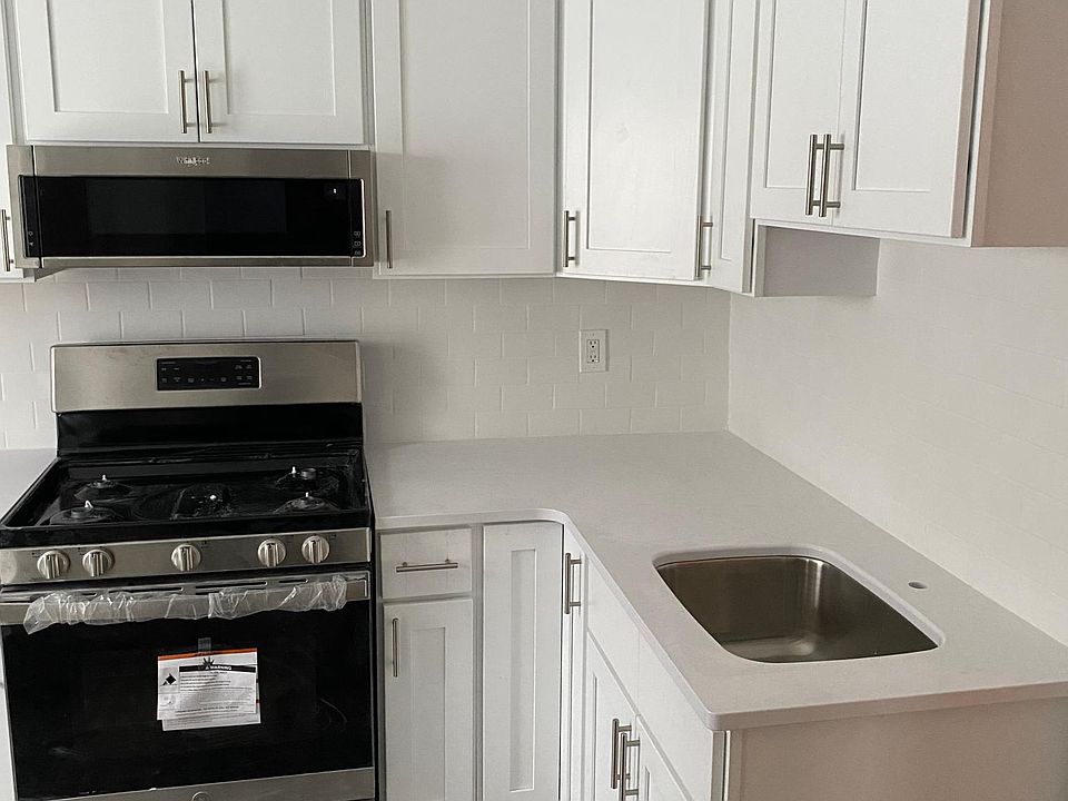2nd image of 43 Pomona Pl