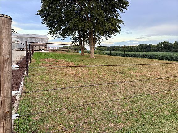 5th image of 11764 Jacobs Rd