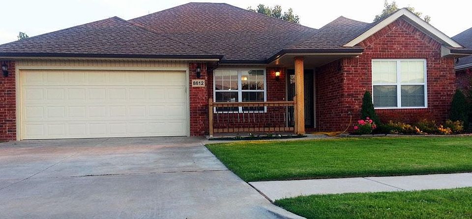 1st image of 8612 SW 46th Pl