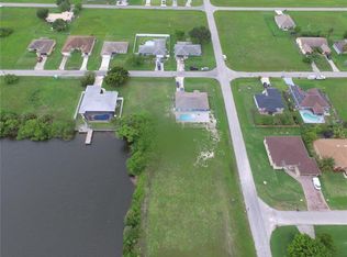 2305 NE 17th St, Cape Coral, FL 33909