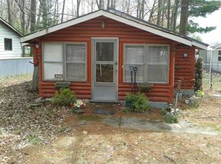 116 Devonshire Dr, Houghton Lake, MI 48629